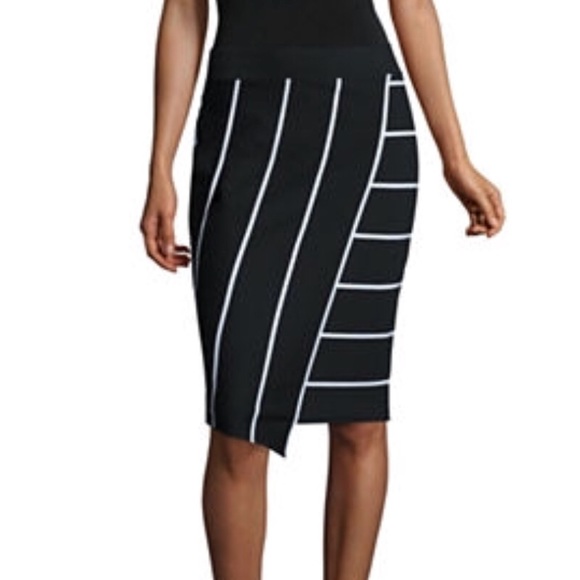 Belle + Sky Dresses & Skirts - Belle + Sky Black/White Faux Wrap Skirt!